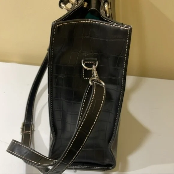 Wilsons Black Leather Travel Tote Snake Embossed Tag Adjustable Straps EUC - Picture 6 of 14